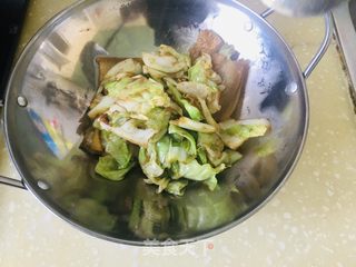 干锅手撕莲花菜的做法步骤：10