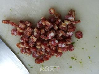 蚕豆腊肠菜饭的做法步骤:3