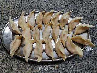 白里透红~西红柿鸡蛋水饺的做法步骤:9