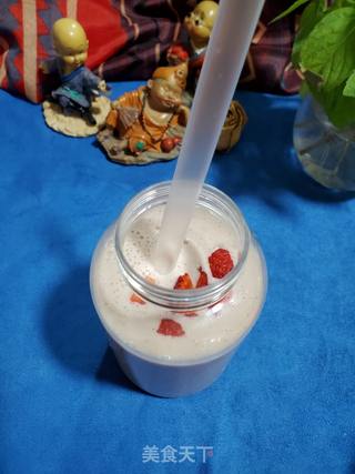 草莓香蕉奶昔的做法步骤:8
