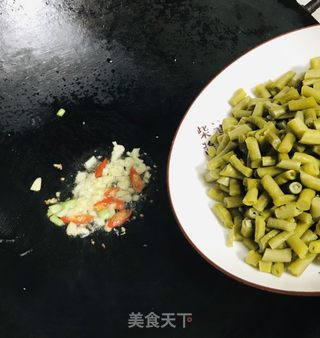 酸豆角肉末的做法步骤：3