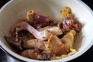 小鸡炖蘑菇的做法步骤:3