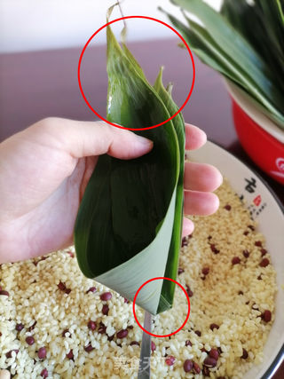 红豆碱粽的做法步骤:7