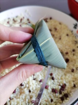 红豆碱粽的做法步骤:16
