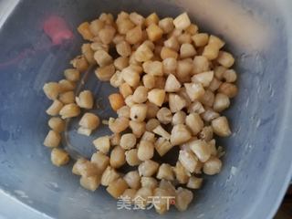 广式蛋黄肉粽的做法步骤:6