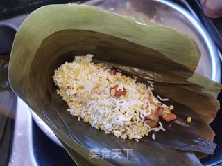 广式蛋黄肉粽的做法步骤:18