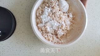 五香麻辣锅巴的做法步骤:2