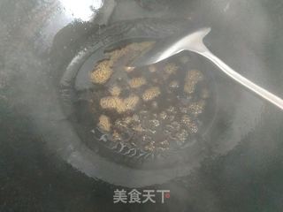 鹌鹑蛋焖土豆的做法步骤：7