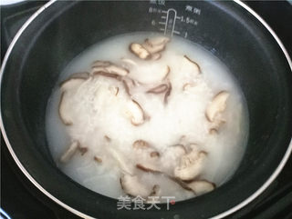 香菇肉片青菜粥的做法步骤:7