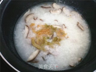 香菇肉片青菜粥的做法步骤：9