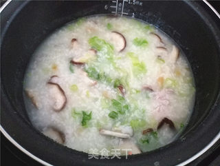 香菇肉片青菜粥的做法步骤：12