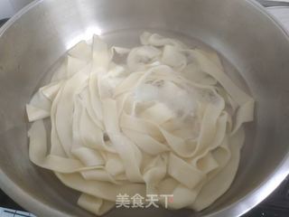 家常油泼面的做法步骤:9