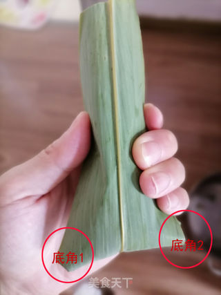 四角粽子的包法的做法步骤:11