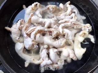 百香果柠檬鸡爪#食物边角料做大餐#的做法步骤：1