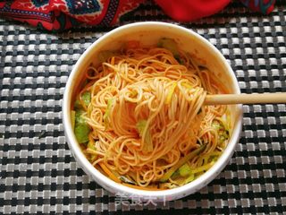 韩式辣酱拌凉面的做法步骤:15