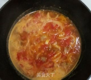 西红柿洋葱牛肉浇面的做法步骤:6