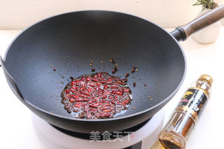 人人都喜爱的米饭杀手-水煮肉片的做法步骤:4