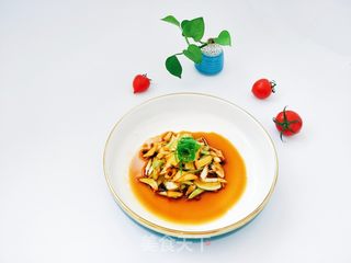 “ 食物边角料做大餐 ”凉拌香菜绿甘蓝的做法步骤：1