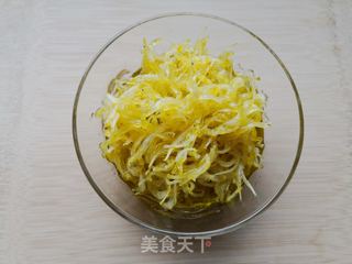 银鱼干葱油拌面的做法步骤:11