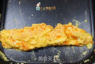 9个月以上辅食胡萝卜花朵厚蛋烧的做法步骤:6