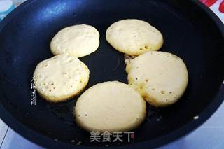 玉米面鸡蛋饼的做法步骤:4