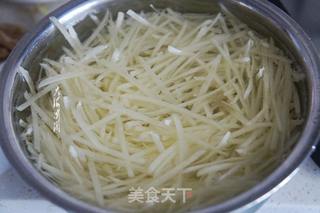 素炒土豆丝的做法步骤:2