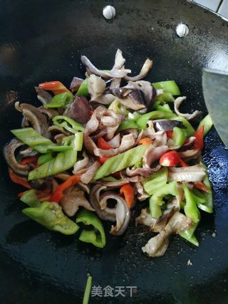 芹菜炒猪肚的做法步骤：11