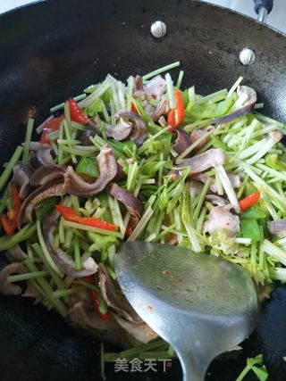 芹菜炒猪肚的做法步骤：14