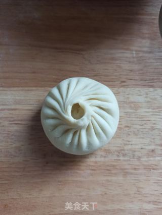 鲜肉包子的做法步骤:8