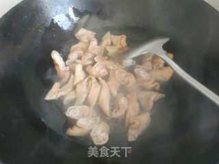 尖椒肥肠的做法步骤:3