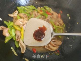 尖椒肥肠的做法步骤:12