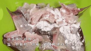 起片蒸鲈鱼的做法步骤:6
