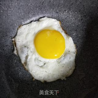 海苔肉松饭团的做法步骤:11