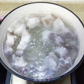 肘肉炖苦瓜汤的做法步骤:8