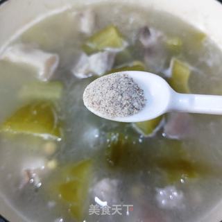 肘肉炖苦瓜汤的做法步骤:13
