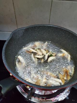 豆腐香菇汤的做法步骤：4
