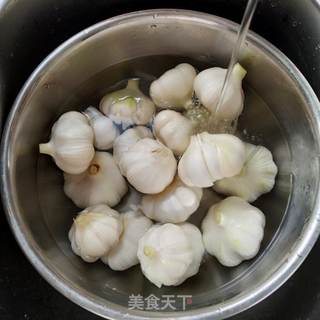 腌糖醋蒜的做法步骤:2