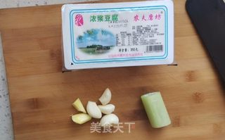 红烧内酯豆腐的做法步骤：1