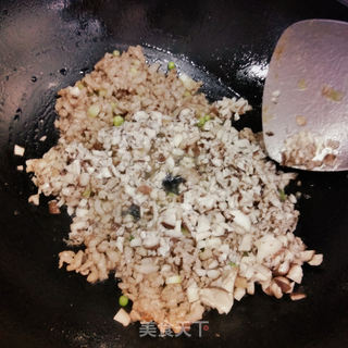 香菇肉酱面的做法步骤:8