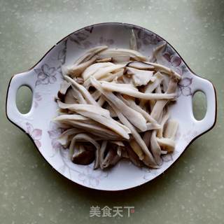 凉拌杏鲍菇的做法步骤:4
