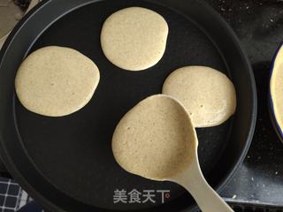 玉米面全麦粉软饼的做法步骤:9