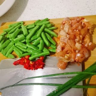 四季豆焖面的做法步骤:2
