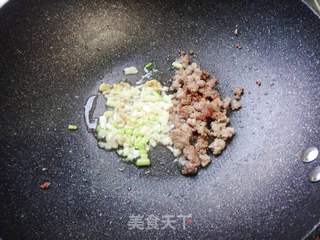 肉末豇豆红米线的做法步骤:6