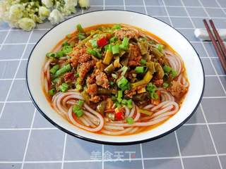 肉末豇豆红米线的做法步骤:11