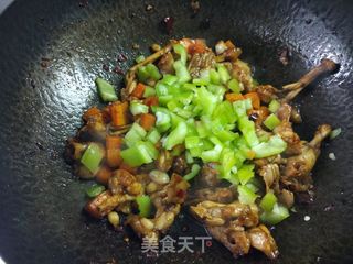 酱爆牛蛙的做法步骤:10