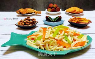 #芹菜胡萝卜炒白玉菇的做法图解16