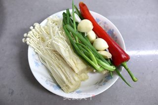 #凉拌蛏子金针菇的做法图解3