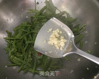 蒜蓉空心菜的做法步骤：8