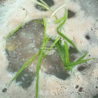 茶树菇龙骨汤的做法步骤:3
