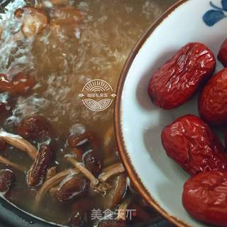 茶树菇龙骨汤的做法步骤:8